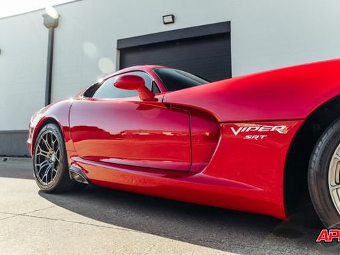 Used 2013 SRT Viper SRT-10 w/ Track Pkg RWD image 27