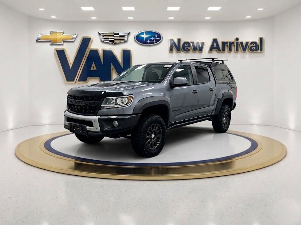 Used 2020 Chevrolet Colorado ZR2 w/ Colorado ZR2 Bison Edition AWD/4WD image 2