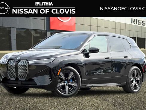Used 2025 BMW iX xDrive50 w/ Premium Package AWD/4WD image 1