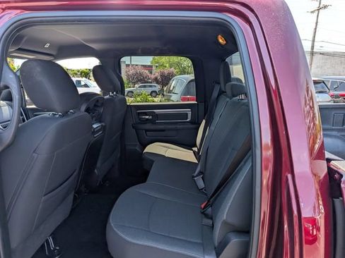 Used 2024 RAM 1500 Warlock AWD/4WD image 13