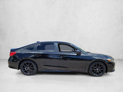 Used 2023 Honda Civic Sport image 4