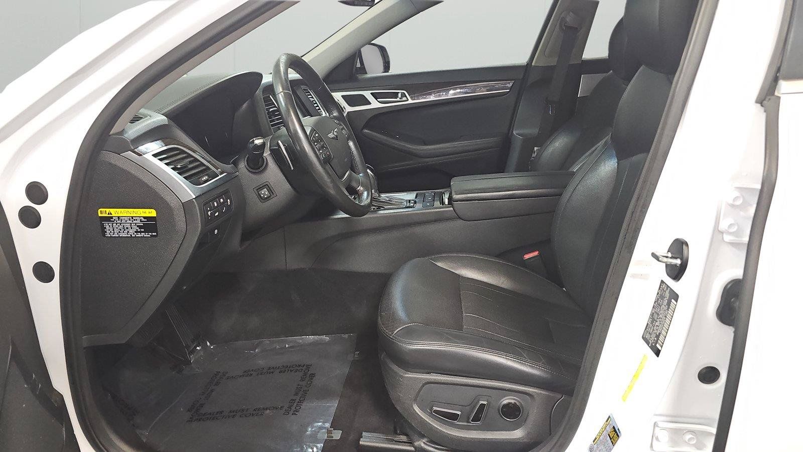 Used 2017 Genesis G80 3.8 AWD/4WD image 10