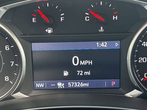 Used 2021 GMC Terrain SLT w/ Elevation Edition image 17