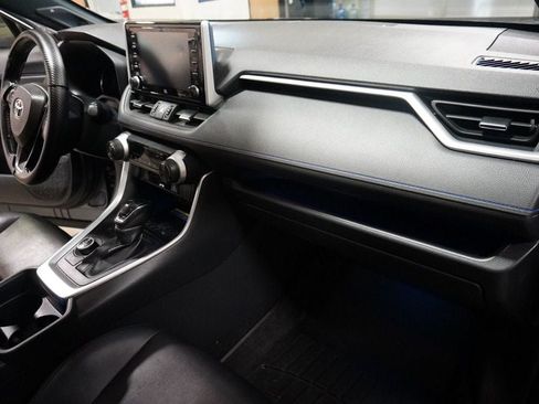 Used 2020 Toyota RAV4 XSE AWD/4WD image 12