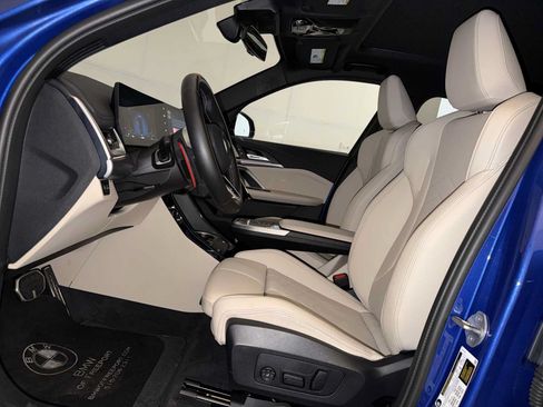 Used 2025 BMW X1 M35i w/ Shadowloine Package AWD/4WD image 9