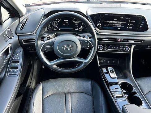 Used 2023 Hyundai Sonata Limited w/ Preferred Accessory Package image 20
