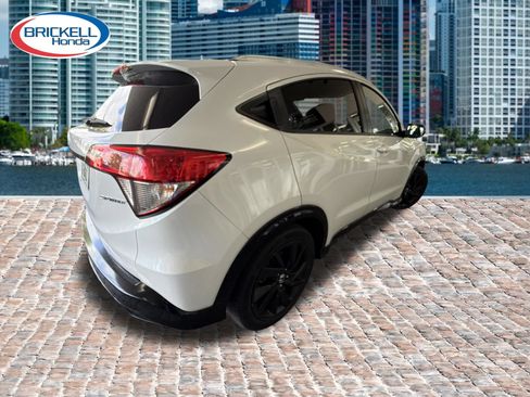Used 2022 Honda HR-V Sport image 10