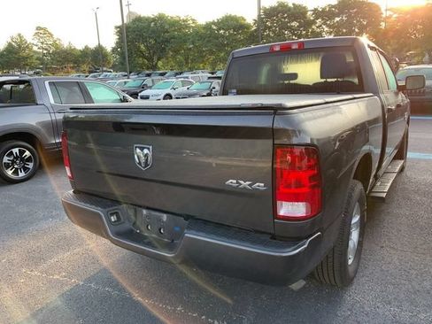 Used 2019 RAM 1500 Express AWD/4WD image 4