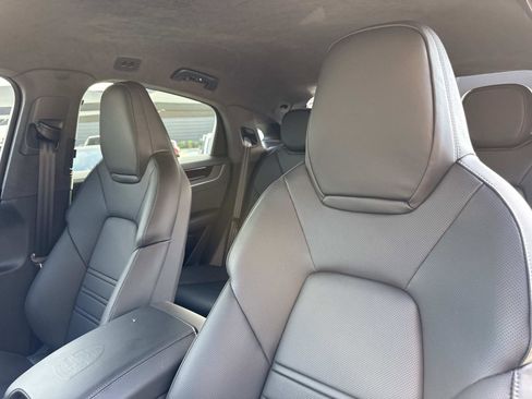 Certified 2025 Porsche Cayenne Turbo GT image 51
