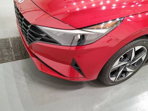 Used 2023 Hyundai Elantra SEL w/ Convenience Package FWD image 14