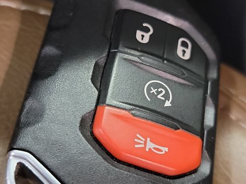 Used 2021 Jeep Wrangler Unlimited Rubicon w/ Uconnect 4C Nav & Sound Group AWD/4WD image 32