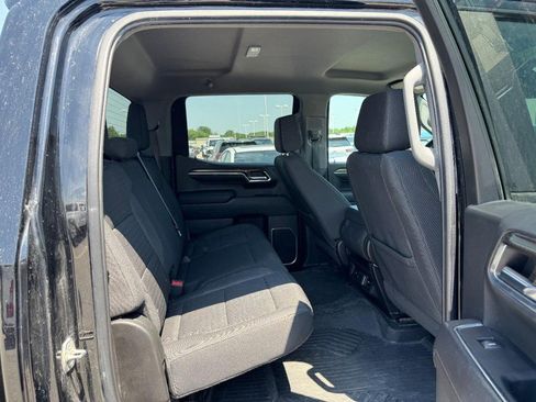 Used 2022 Chevrolet Silverado 1500 LT AWD/4WD image 10