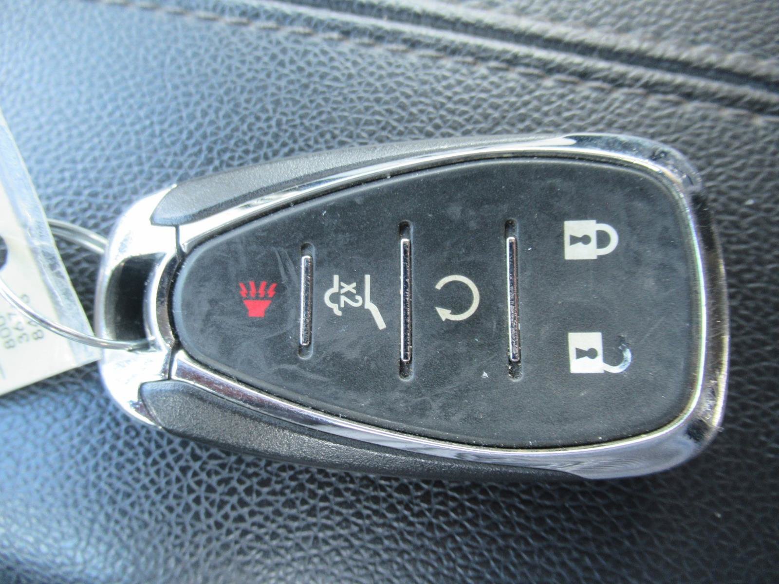 Used 2020 Chevrolet Equinox Premier FWD image 33