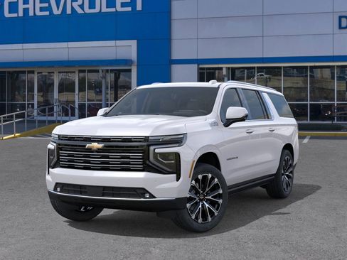 New 2025 Chevrolet Suburban High Country image 6