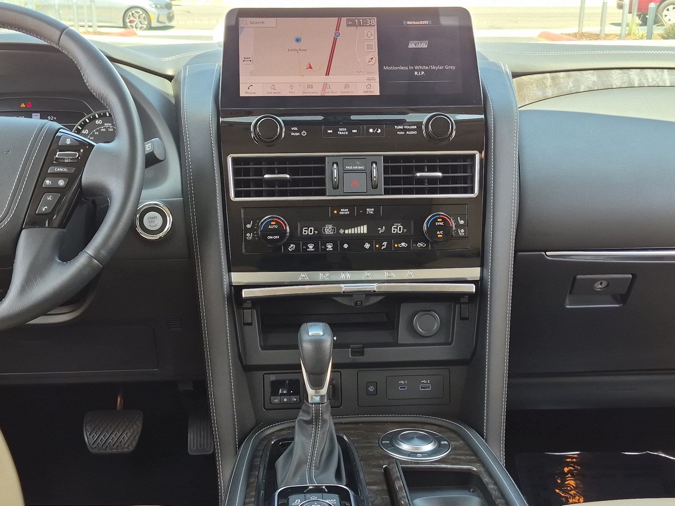 Used 2024 Nissan Armada Platinum w/ Captain's Chairs Package RWD image 30