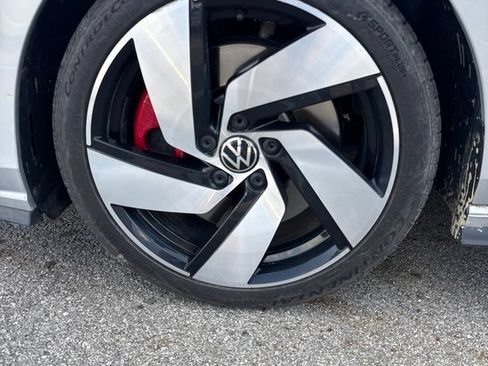 Used 2022 Volkswagen GTI S FWD image 17
