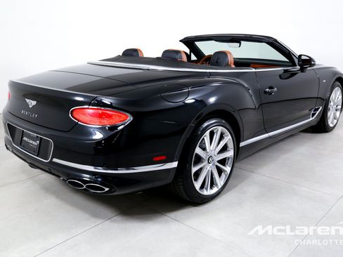 Used 2021 Bentley Continental GT AWD/4WD image 9