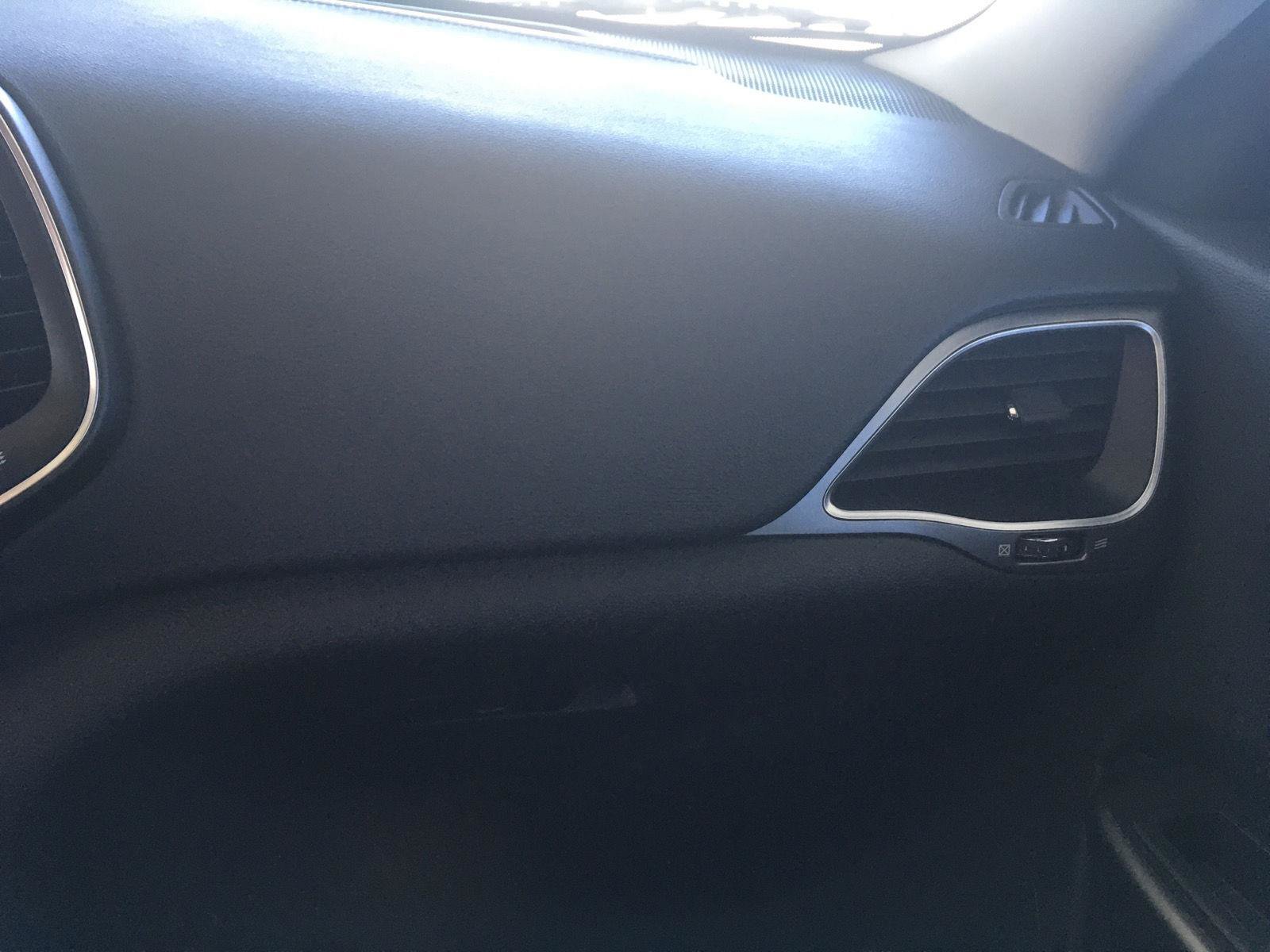 Used 2019 Jeep Cherokee Latitude Plus FWD image 32