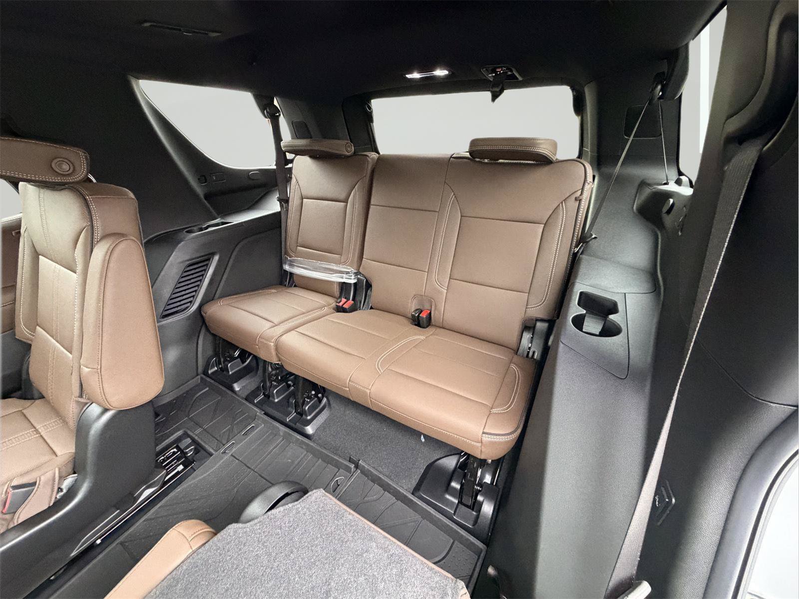 New 2027 Chevrolet Tahoe High Country AWD/4WD image 24