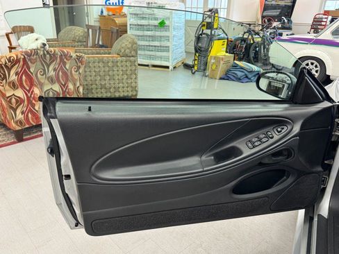 Used 2000 Ford Mustang GT image 11