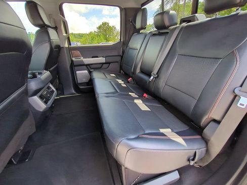 Used 2023 Ford F450 Lariat AWD/4WD image 17