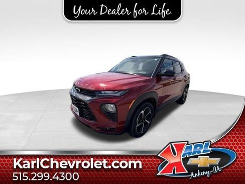 Used 2021 Chevrolet TrailBlazer RS w/ Sun and Liftgate Package AWD/4WD image 1