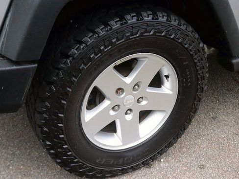 Used 2010 Jeep Wrangler Sport image 7