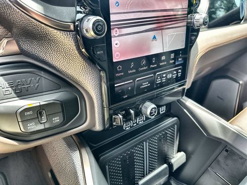 Used 2026 RAM 3500 Longhorn AWD/4WD image 27