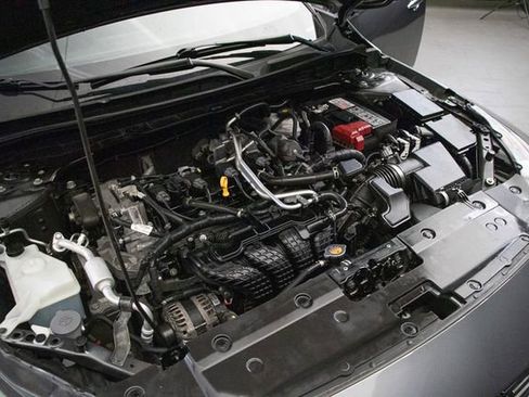 Used 2024 Nissan Altima 2.5 SV FWD image 28