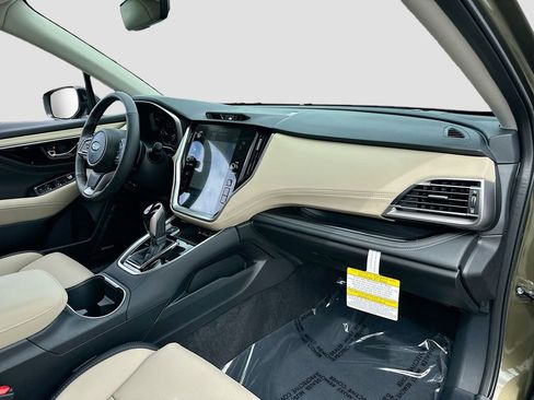 Certified 2025 Subaru Outback Limited AWD/4WD image 31