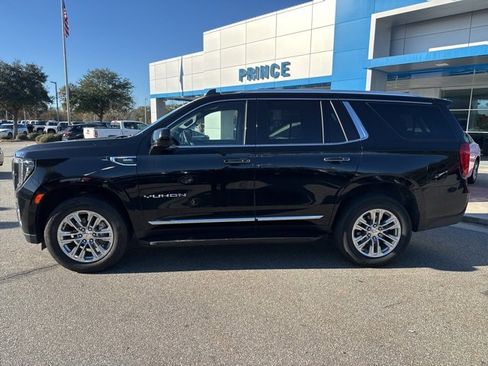 Used 2023 GMC Yukon SLT image 2