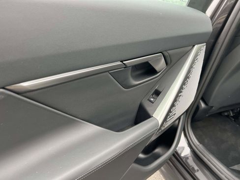 Used 2024 BMW 530i xDrive w/ Premium Package image 13