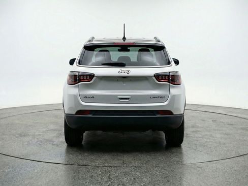 Used 2025 Jeep Compass Limited AWD/4WD image 7