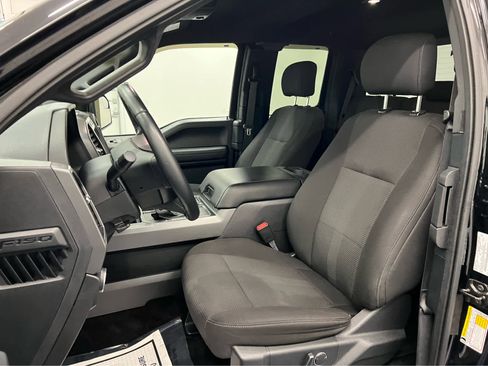 Used 2017 Ford F150 XLT w/ Equipment Group 302A Luxury image 3