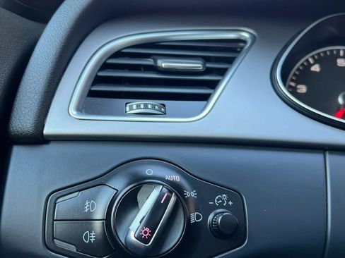 Used 2014 Audi A4 2.0T Premium FWD image 12