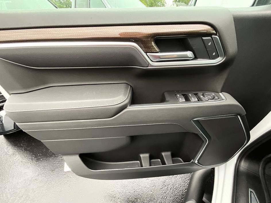 New 2026 Chevrolet Silverado 1500 RST w/ RST Select Package AWD/4WD image 18