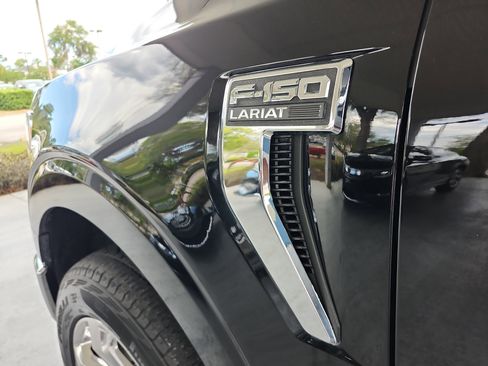 Used 2023 Ford F150 Lariat w/ Trailer Tow Package AWD/4WD image 24