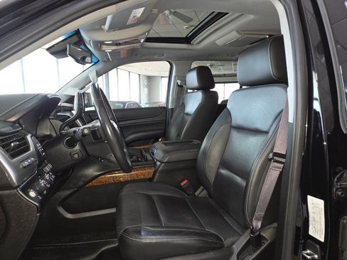Used 2017 Chevrolet Tahoe Premier AWD/4WD image 18
