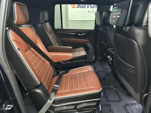 Used 2024 GMC Yukon XL Denali Ultimate AWD/4WD image 21