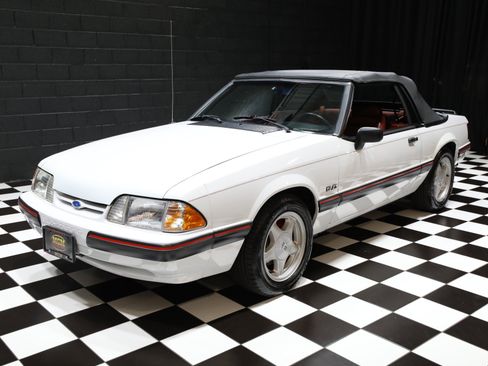 Used 1991 Ford Mustang LX RWD image 6