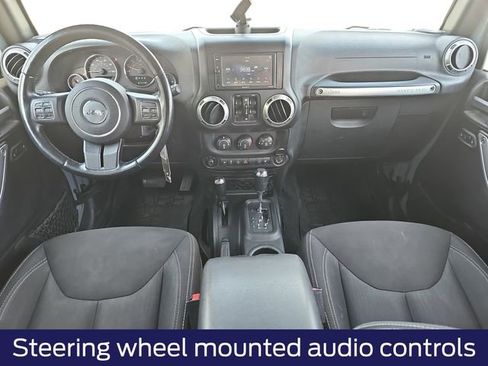 Used 2015 Jeep Wrangler Unlimited Sahara w/ Connectivity Group image 11