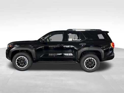 New 2026 Toyota 4Runner TRD Off-Road Premium AWD/4WD image 2
