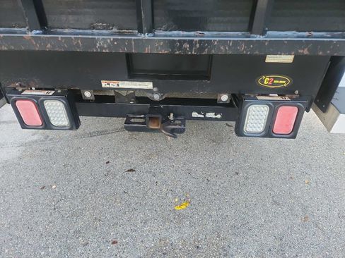 Used 2017 Ford F350 XL w/ Power Equipment Group AWD/4WD image 9