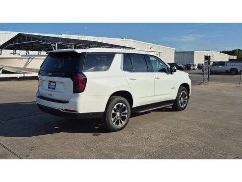 New 2026 Chevrolet Tahoe LS image 8