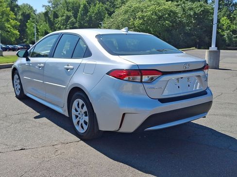 Used 2021 Toyota Corolla LE w/ Carpet Mat Package (TMS) FWD image 23