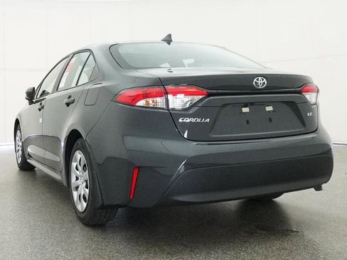 Used 2026 Toyota Corolla LE FWD image 38