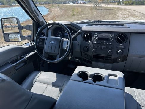 Used 2013 Ford F250 XL w/ PWR Equipment Group image 23