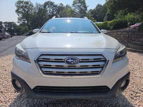 Used 2015 Subaru Outback 2.5i Premium AWD/4WD image 2