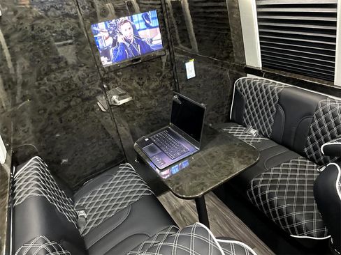 Used 2022 Mercedes-Benz Sprinter 3500 image 5