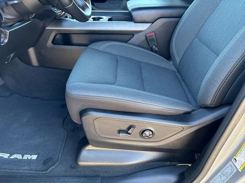 Used 2021 RAM 1500 Big Horn AWD/4WD image 15